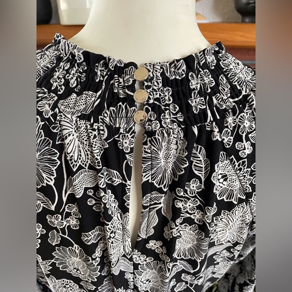 Tommy Hilfiger dress - Picture 4 of 7